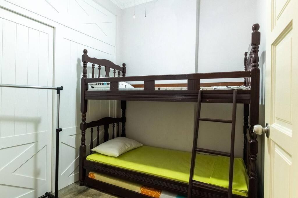 הוילה New Granny Cozy House Georgetown 2-6Pax מראה חיצוני תמונה